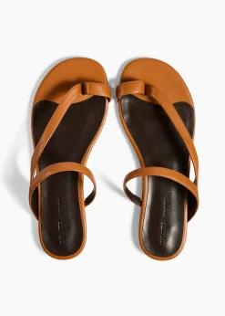 Aimee Flat Sandal in Cuoio Leather