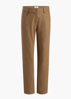 Callum Pant in Toffee