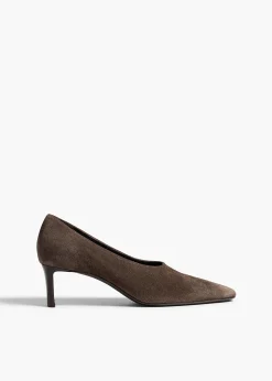 Cecilia Pump in Sable Suede