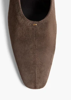 Cecilia Pump in Sable Suede