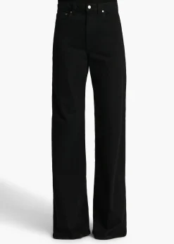 Dane Stretch Jean in Carlyle