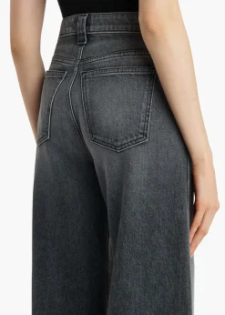Dane Stretch Jean in Warwick