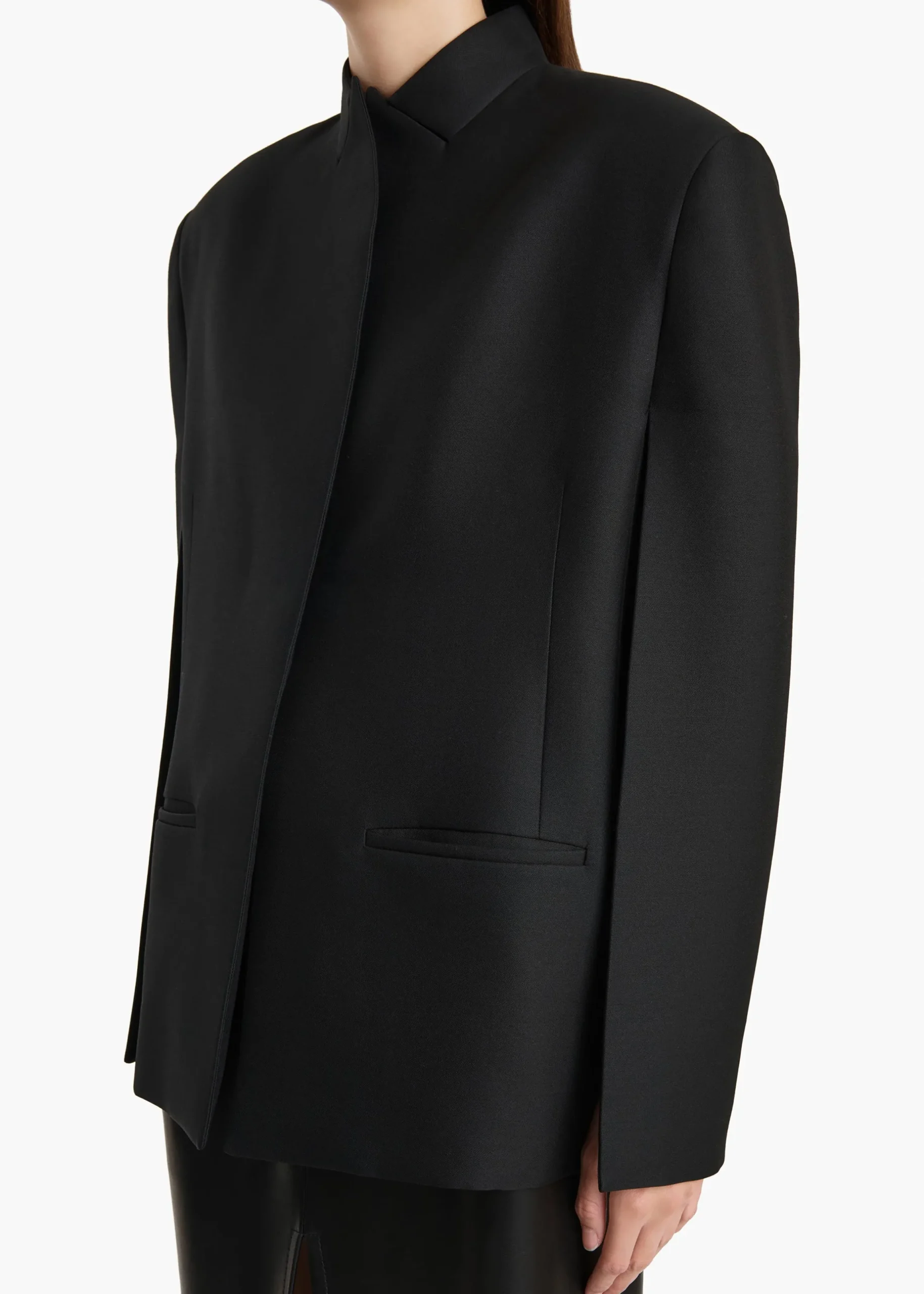 Dolso Jacket in Black