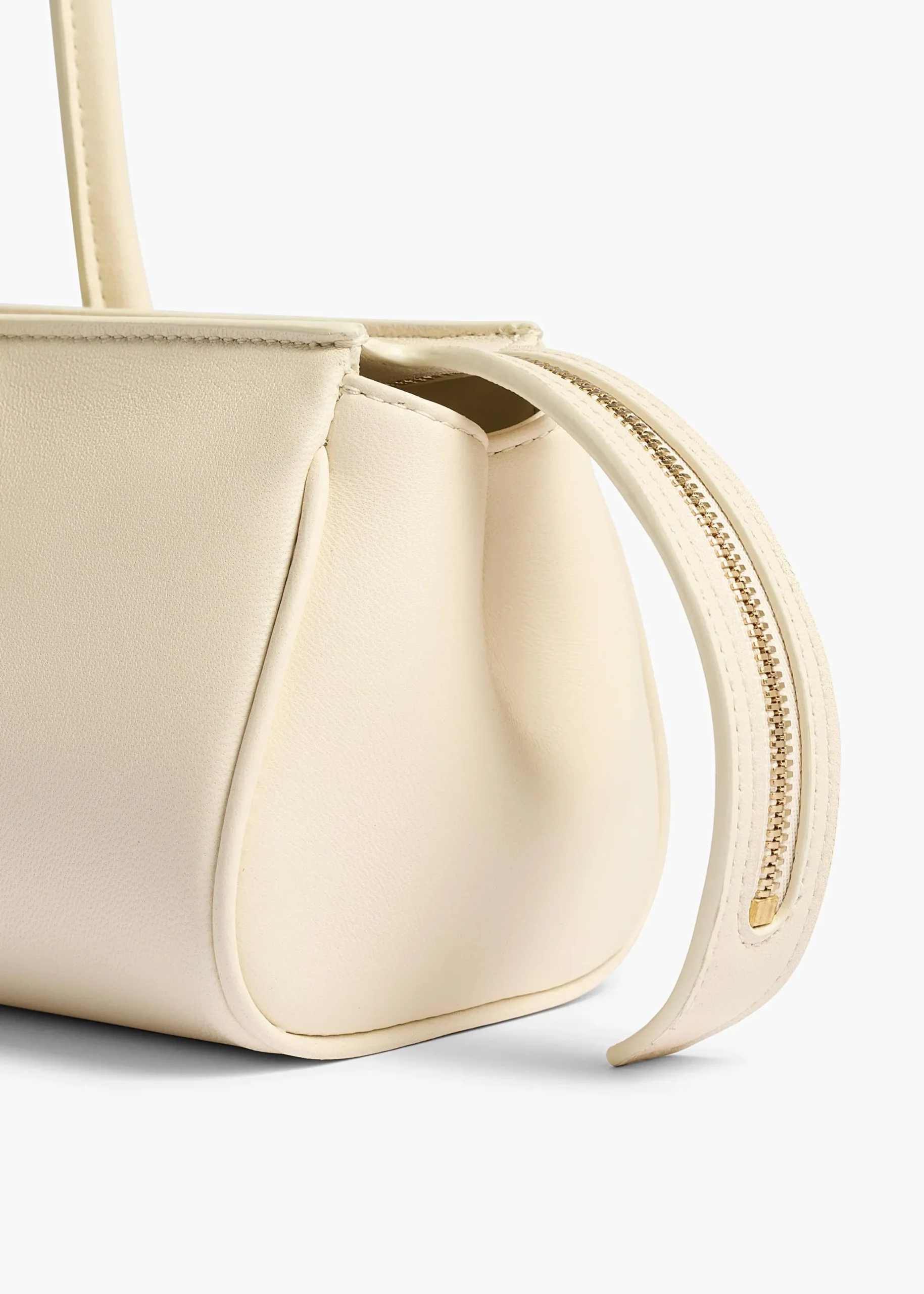 Donna Shoulder Bag in Cream Leather