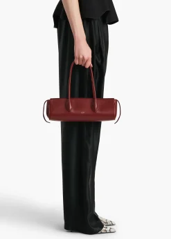 Donna Shoulder Bag in Oxblood Leather