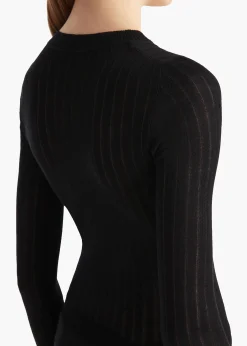 Elm Top in Black