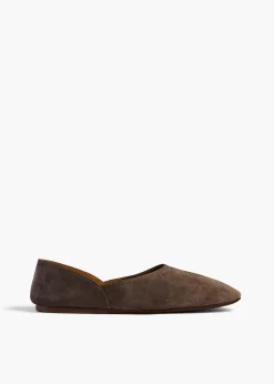 Jane Flat in Sable Suede