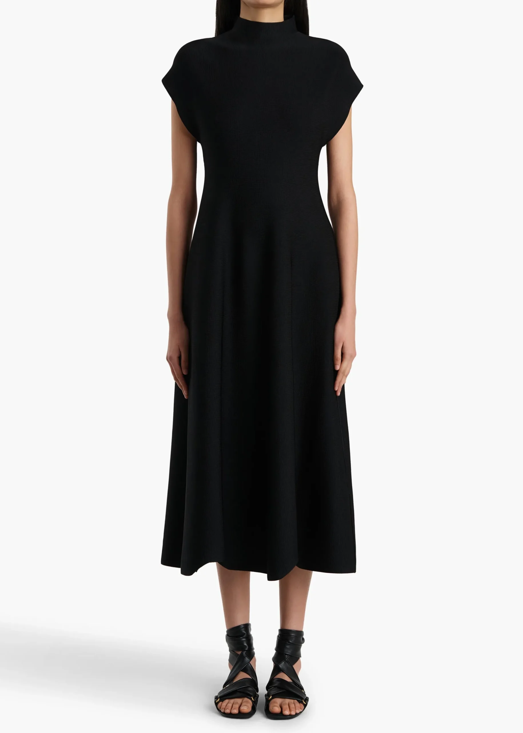 Lyra Dress in Black