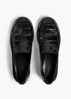 Miles Loafer in Black Alligator