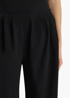Poppy Short in Black