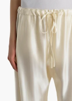 Rohen Pant in Cream
