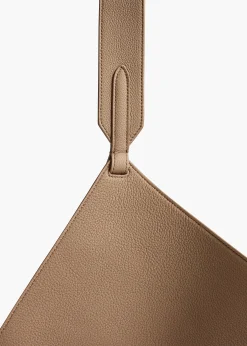 Small Lotus Tote in Mokka Pebbled Leather